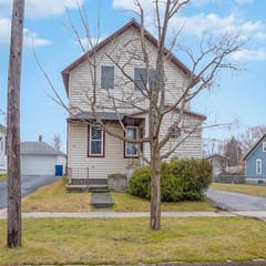 Manistee Pet Friendly Home One Bed / One Bath